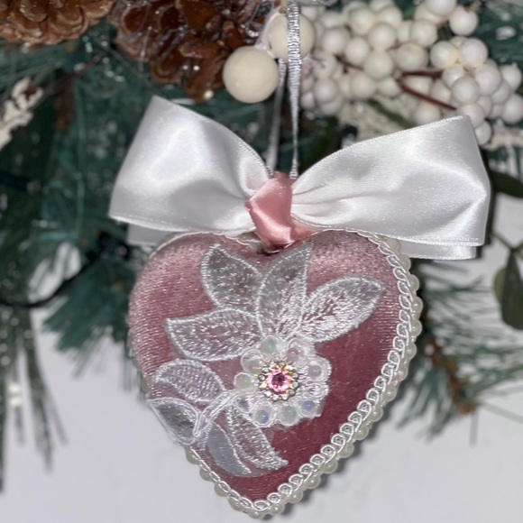 Mother’s Day Handmade Ornament|Gift| Valentine’s Day Present| Personalized Heart - Picture 3 of 14